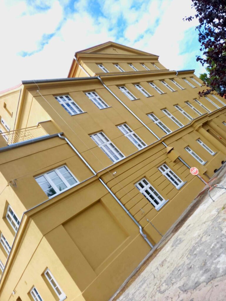 374463610_760553996080911_7894602289539337430_n