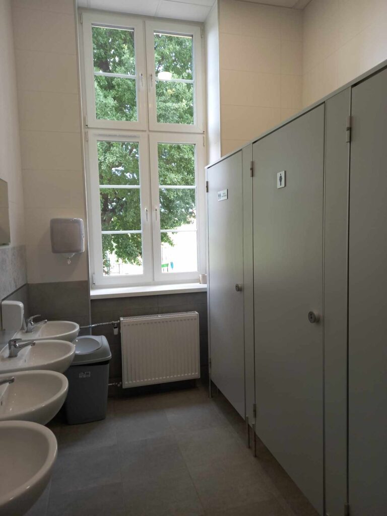 374689012_760553759414268_2542333874756166645_n