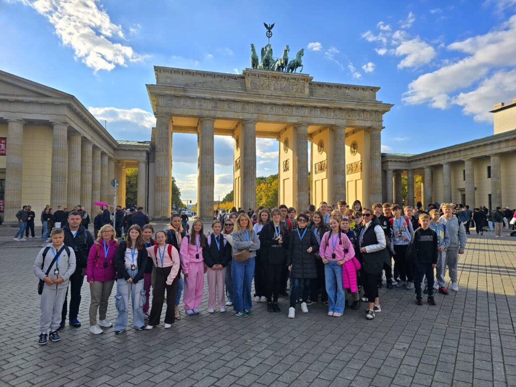 WhatsApp Image 2025-10-05 at 17.15.44