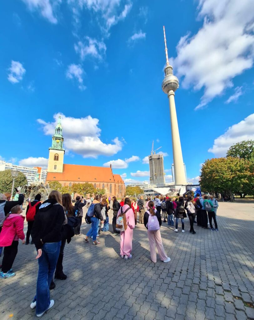 WhatsApp Image 2025-10-05 at 17.15.46 (1)