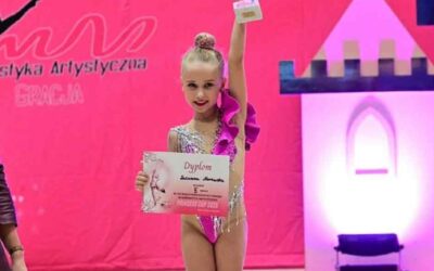 SUKCES SPORTOWY UCZENNICY KLASY 1A – październik 2025