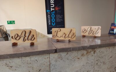 KLASA 2A NA WYSTAWIE LALEK W ZCKiT – październik 2025